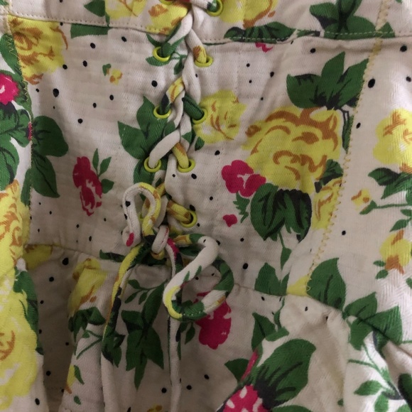 💥Super Sale💥 NWOT KIMCHI BLUE hook close cami/lace up back, Sz S - Picture 4 of 8